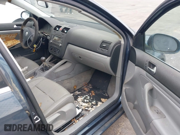 2006 Volkswagen Jetta 1.9L TDI with VIN 3VWST71K26M647060, listed as a IAAI auction lot 42406939 with Not provided miles and . Bid and sale history available at DreamBid. Image 5.