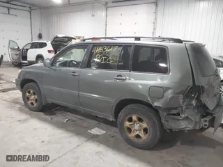 2005 Toyota Highlander with VIN JTEHD21A650033792, listed as a IAAI auction lot 41483617 with 246,068 mi miles. Bid and sale history available at carsss.com. Image 6.