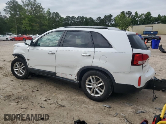2015 Kia Sorento LX z VIN 5XYKTCA68FG636883, wystawiony jako Copart lot #58706905 z przebiegiem 105 147 mil mil oraz Szkoda całkowita • Salvage title. Historia ofert i sprzedaży dostępna na DreamBid. Obrazek 2.