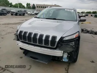 2016 Jeep Cherokee Altitude z VIN 1C4PJMCB7GW308936, wystawiony jako Copart lot #59229035 z przebiegiem 124 087 mil mil oraz Szkoda całkowita • Salvage title. Historia ofert i sprzedaży dostępna na DreamBid. Obrazek 15.