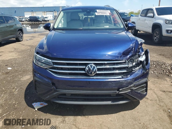 2024 Volkswagen Tiguan SE с VIN 3VVMB7AX8RM126148, выставлен на аукционе Copart как лот 54236005 с пробегом 3 110 миль миль и Чистый • Clean title. История ставок и продаж доступна на DreamBid. Изображение 5.