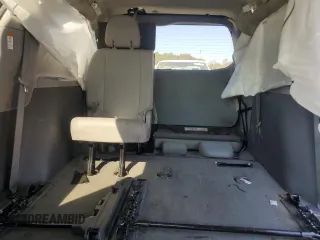 2017 Toyota Sienna XLE Auto Access Seat with VIN 5TDYZ3DC3HS829197, listed as a Copart auction lot 77864334 with 236,171 mi miles and Non Repairable. Bid and sale history available at DreamBid. Image 10.