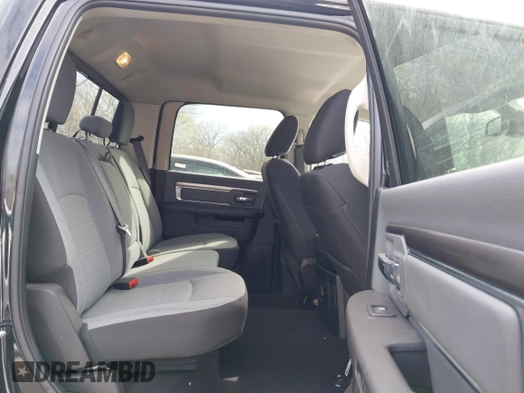 2023 Ram 1500 SLT z VIN 1C6RR7LG7PS565852, wystawiony jako IAAI lot #41871789 z przebiegiem 37 635 mil mil oraz . Historia ofert i sprzedaży dostępna na DreamBid. Obrazek 8.