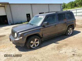 2014 Jeep Patriot Latitude z VIN 1C4NJRFB6ED817392, wystawiony jako Copart lot #52930055 z przebiegiem 126 813 mil mil oraz Szkoda całkowita • Salvage title. Historia ofert i sprzedaży dostępna na DreamBid. Obrazek 1.