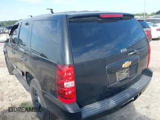 2012 Chevrolet Tahoe Commercial z VIN 1GNLC2E08CR196981, wystawiony jako IAAI lot #42834520 z przebiegiem 221 592 mil mil oraz . Historia ofert i sprzedaży dostępna na DreamBid. Obrazek 3.