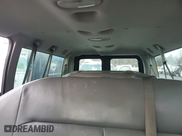 2008 Ford Econoline Passenger XL with VIN 1FBNE31L58DB44511, listed as a Copart auction lot 83866334 with 183,890 mi miles and Salvage Title. Bid and sale history available at carsss.com. Image 10.