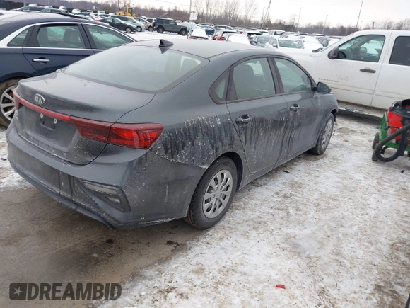 2019 Kia Forte LXS with VIN 3KPF24AD2KE048932, listed as a IAAI auction lot 41295833 with 84,530 mi miles. Bid and sale history available at carsss.com. Image 4.