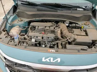 2024 Kia Seltos SX z VIN KNDETCA79R7552384, wystawiony jako Copart lot #62277755 z przebiegiem 8 144 mil mil oraz Czysty tytuł • Clean title. Historia ofert i sprzedaży dostępna na DreamBid. Obrazek 14.