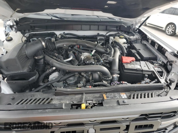 2024 Ford Bronco Raptor z VIN 1FMEE0RR0RLA38568, wystawiony jako Copart lot #41810505 z przebiegiem 168 mil mil oraz Szkoda całkowita • Salvage title. Historia ofert i sprzedaży dostępna na DreamBid. Obrazek 11.