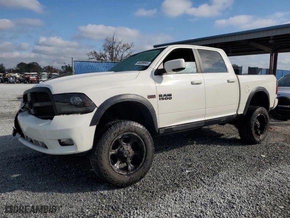 2009 Dodge Ram 1500 Laramie with VIN 1D3HV13T89S736807, listed as a Copart auction lot 44499995 with 194,664 mi miles and Salvage Title. Bid and sale history available at carsss.com. Image 1.