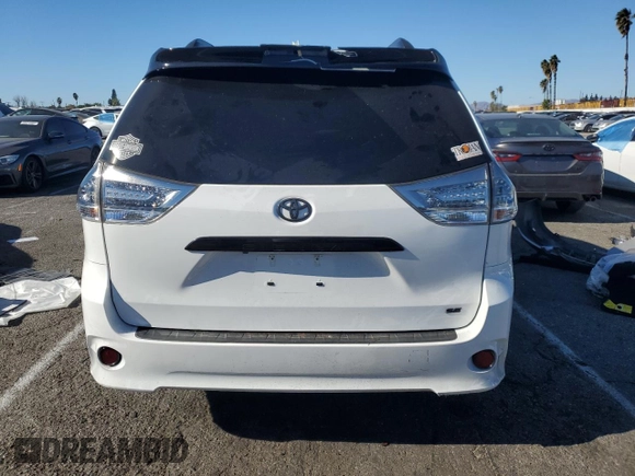2020 Toyota Sienna SE with VIN 5TDXZ3DC9LS030514, listed as a Copart auction lot 87978135 with 40,316 mi miles and Salvage Title. Bid and sale history available at carsss.com. Image 6.