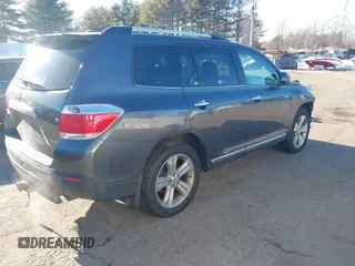 2012 Toyota Highlander Limited with VIN 5TDDK3EH3CS151170, listed as a IAAI auction lot 41710186 with 199,412 mi miles. Bid and sale history available at carsss.com. Image 4.