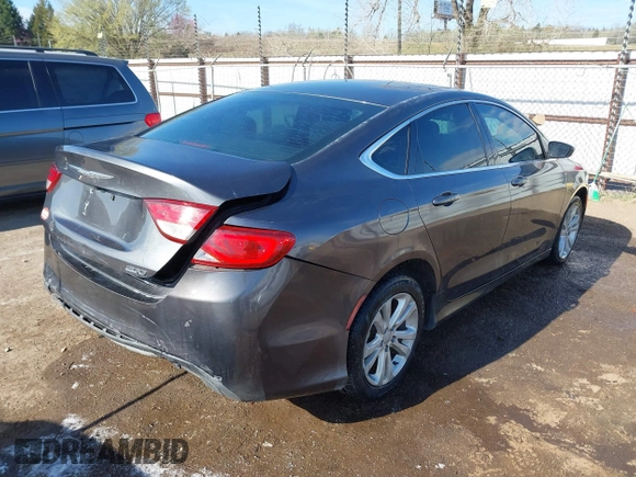 2016 Chrysler 200 Limited with VIN 1C3CCCAB5GN171060, listed as a IAAI auction lot 41848241 with 116,538 mi miles. Bid and sale history available at carsss.com. Image 4.