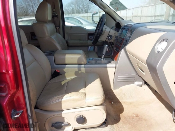 2007 Ford F-150 XLT with VIN 1FTPW14V77FB88970, listed as a IAAI auction lot 41800488 with 269,458 mi miles. Bid and sale history available at carsss.com. Image 5.