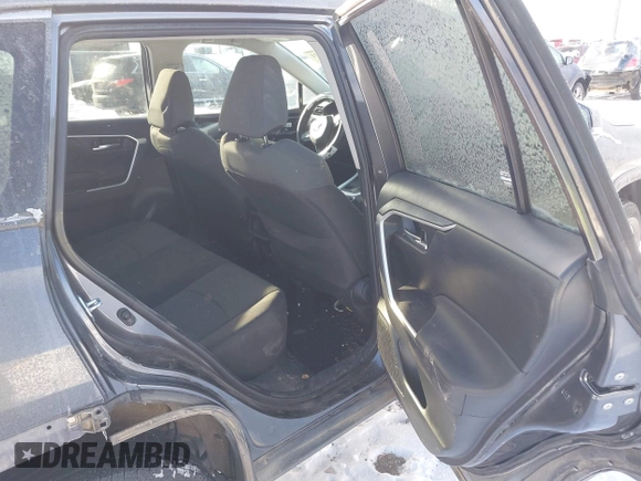 2021 Toyota RAV4 XLE with VIN 2T3P1RFV0MC244186, listed as a IAAI auction lot 41557771 with 33,205 mi miles and . Bid and sale history available at DreamBid. Image 8.