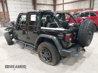 2024 Jeep Wrangler Willys z VIN 1C4RJXN66RW162106, wystawiony jako IAAI lot #41749436 z przebiegiem 15 625 mil mil oraz . Historia ofert i sprzedaży dostępna na DreamBid. Obrazek 3.