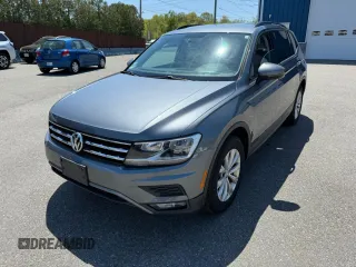 2018 Volkswagen Tiguan S z VIN 3VV0B7AX2JM014870, wystawiony jako Copart lot #57364305 z przebiegiem 118 522 mil mil oraz Czysty tytuł • Clean title. Historia ofert i sprzedaży dostępna na DreamBid. Obrazek 2.