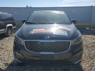 2017 Kia Sedona SX-L with VIN KNDME5C10H6278975, listed as a Copart auction lot 77006344 with 200,874 mi miles and Non Repairable. Bid and sale history available at carsss.com. Image 5.