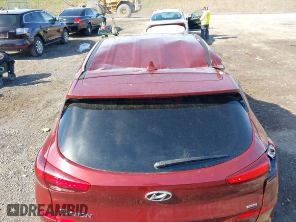 2020 Hyundai Tucson SE with VIN KM8J2CA43LU241383, listed as a IAAI auction lot 41952052 with 15,491 mi miles. Bid and sale history available at carsss.com. Image 6.