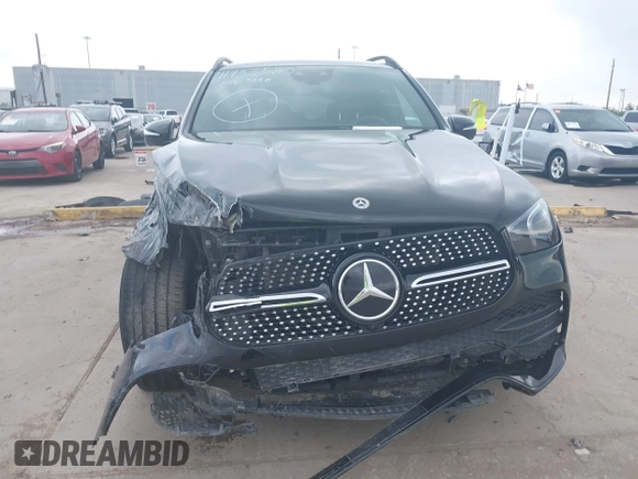 2021 Mercedes-Benz GLE 450 with VIN 4JGFB5KE6MA449902, listed as a IAAI auction lot 41933590 with 40,459 mi miles and . Bid and sale history available at DreamBid. Image 19.