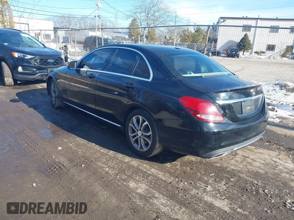 2016 Mercedes-Benz C 300 z VIN 55SWF4JBXGU118910, wystawiony jako IAAI lot #41596246 z przebiegiem 96 835 mil mil oraz . Historia ofert i sprzedaży dostępna na DreamBid. Obrazek 3.