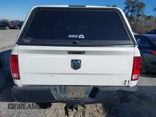 2019 Ram 1500 Classic Tradesman with VIN 3C6JR6DG0KG512237, listed as a IAAI auction lot 41366260 with 212,900 mi miles. Bid and sale history available at carsss.com. Image 16.