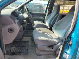 1995 Ford Windstar GL with VIN 2FMDA5141SBA81116, listed as a Copart auction lot 62543564 with 230,207 mi miles and Salvage Title. Bid and sale history available at carsss.com. Image 7.