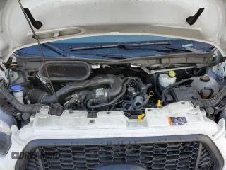 2022 Ford Transit Cargo z VIN 1FTBR3X80NKA69827, wystawiony jako Copart lot #45023705 z przebiegiem 48 992 mil mil oraz Czysty tytuł • Clean title. Historia ofert i sprzedaży dostępna na DreamBid. Obrazek 11.