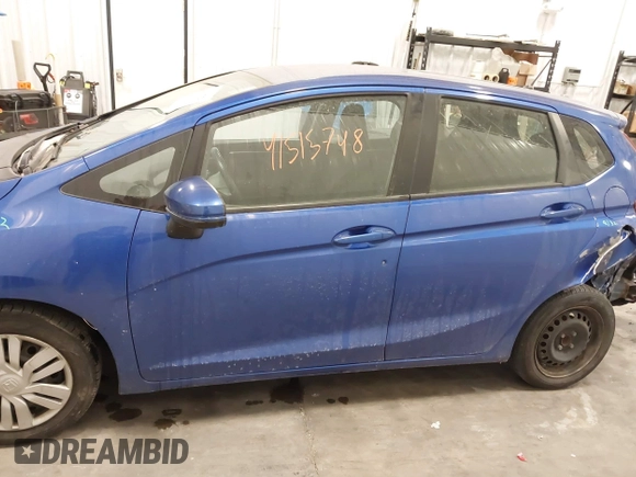 2016 Honda Fit LX z VIN JHMGK5H58GX045497, wystawiony jako IAAI lot #41515748 z przebiegiem 117 093 mil mil oraz . Historia ofert i sprzedaży dostępna na DreamBid. Obrazek 14.