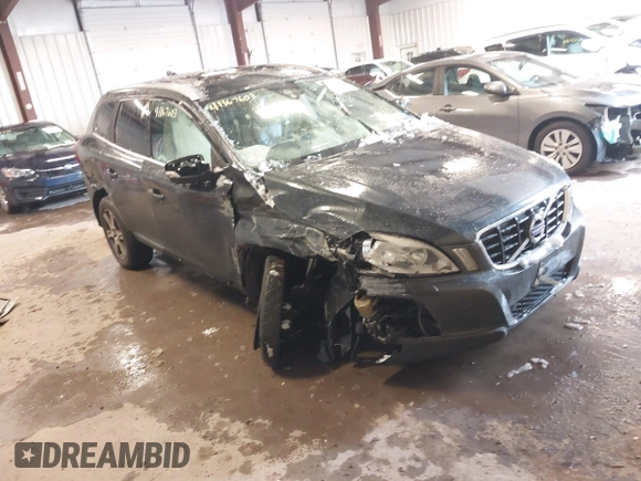 2013 Volvo XC60 T6 with VIN YV4902DZ2D2460909, listed as a IAAI auction lot 41167603 with 161,011 mi miles and . Bid and sale history available at DreamBid. Image 1.