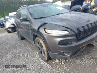 2018 Jeep Cherokee Latitude with VIN 1C4PJLCB4JD513885, listed as a IAAI auction lot 42091548 with 161,339 mi miles and . Bid and sale history available at DreamBid. Image 1.