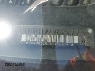 2001 GMC Savana z VIN 1GJHG39R711122618, wystawiony jako Copart lot #80872634 z przebiegiem Nie podano mil oraz Szkoda całkowita • Salvage title. Historia ofert i sprzedaży dostępna na DreamBid. Obrazek 13.