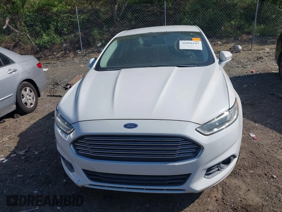 2013 Ford Fusion SE with VIN 3FA6P0HR5DR280583, listed as a IAAI auction lot 41896243 with 226,610 mi miles. Bid and sale history available at carsss.com. Image 6.