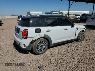 2018 MINI Countryman Cooper with VIN WMZYS7C30J3E08318, listed as a Copart auction lot 62304375 with 38,091 mi miles and Salvage title. Bid and sale history available at DreamBid. Image 3.