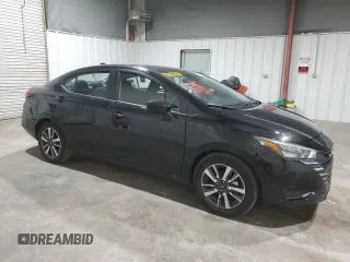 2025 Nissan Versa SV z VIN 3N1CN8EV9SL835511, wystawiony jako Copart lot #59398645 z przebiegiem 8 170 mil mil oraz Czysty tytuł • Clean title. Historia ofert i sprzedaży dostępna na DreamBid. Obrazek 4.