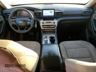 2022 Ford Explorer z VIN 1FMSK7BH4NGB93987, wystawiony jako Copart lot #46598345 z przebiegiem 85 281 mil mil oraz Szkoda całkowita • Salvage title. Historia ofert i sprzedaży dostępna na DreamBid. Obrazek 8.