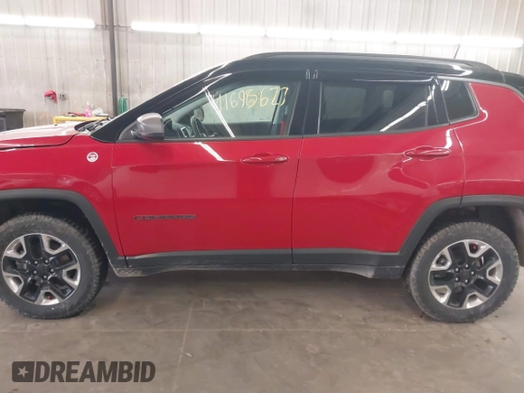 2018 Jeep Compass Trailhawk with VIN 3C4NJDDB7JT234551, listed as a IAAI auction lot 41695627 with 65,381 mi miles and . Bid and sale history available at carsss.com. Image 15.