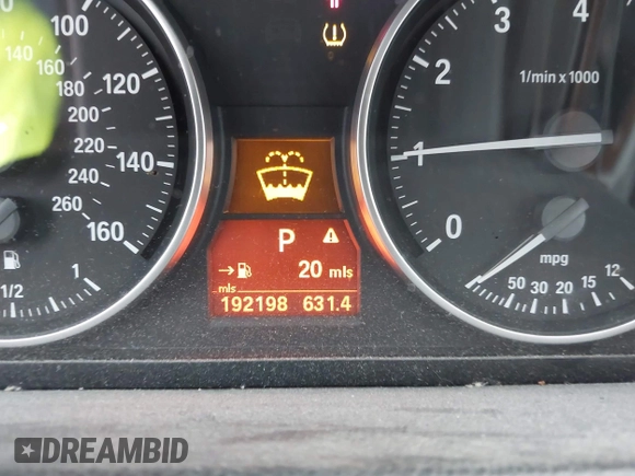 2012 BMW 3 Series 328i xDrive with VIN WBAUU3C5XCA543155, listed as a IAAI auction lot 42055373 with 192,198 mi miles and . Bid and sale history available at DreamBid. Image 15.