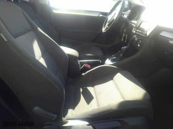 2013 Volkswagen Golf w/Conv & Sunroof with VIN WVWBB7AJ3DW005005, listed as a IAAI auction lot 41215029 with 132,922 mi miles. Bid and sale history available at carsss.com. Image 5.