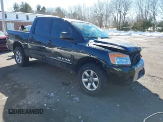 2012 Nissan Titan S with VIN 1N6AA0EJXCN306808, listed as a IAAI auction lot 41620072 with 117,205 mi miles. Bid and sale history available at carsss.com. Image 1.