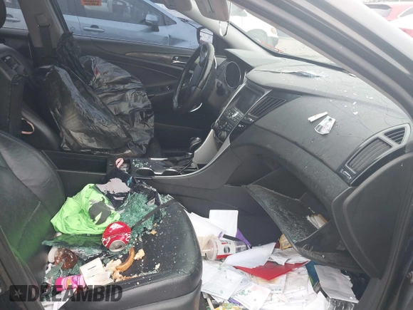 2012 Hyundai Sonata Limited with VIN 5NPEC4AB5CH341356, listed as a IAAI auction lot 41984585 with Not Provided miles and . Bid and sale history available at DreamBid. Image 5.