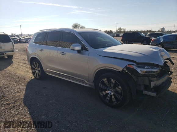 2020 Volvo XC90 Inscription with VIN YV4A22PL3L1588742, listed as a Copart auction lot 82174644 with 85,185 mi miles and Salvage Title. Bid and sale history available at carsss.com. Image 4.