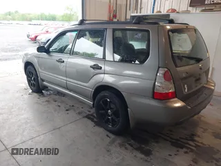 2006 Subaru Forester 2.5 X with VIN JF1SG63676H754312, listed as a IAAI auction lot 42203047 with 82,168 mi miles. Bid and sale history available at carsss.com. Image 3.