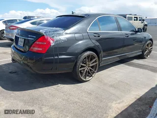 2009 Mercedes-Benz S-Class 5.5L V12 with VIN WDDNG76X09A273645, listed as a IAAI auction lot 41927453 with 1 mi miles. Bid and sale history available at carsss.com. Image 4.