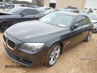 2014 BMW 7 Series 750i с VIN WBAYA8C55ED228448, выставлен на аукционе IAAI как лот 41350013 с пробегом 97 829 миль миль и . История ставок и продаж доступна на DreamBid. Изображение 18.