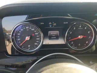 2019 Mercedes-Benz E-Class E 300 with VIN WDDZF4JB6KA558807, listed as a Copart auction lot 47422205 with 93,398 mi miles and Clean Title. Bid and sale history available at carsss.com. Image 9.
