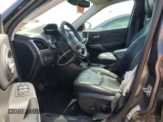 2019 Jeep Cherokee Limited with VIN 1C4PJMDX6KD134940, listed as a Copart auction lot 53674725 with 120,088 mi miles and Salvage title. Bid and sale history available at DreamBid. Image 7.