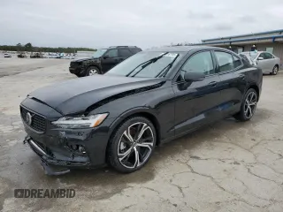 2024 Volvo S60 Plus Dark Theme with VIN 7JRL12FL2RG324564, listed as a Copart auction lot 42818795 with 2,551 mi miles and Salvage Title. Bid and sale history available at carsss.com. Image 1.
