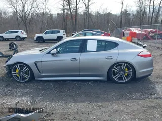 2012 Porsche Panamera с VIN WP0AA2A74CL016133, выставлен на аукционе IAAI как лот 41753535 с пробегом 84 569 миль миль и . История ставок и продаж доступна на DreamBid. Изображение 14.