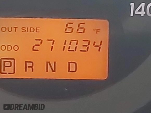 2006 Toyota RAV4 Sport z VIN JTMBD32V366010048, wystawiony jako IAAI lot #42253991 z przebiegiem 271 034 mil mil oraz . Historia ofert i sprzedaży dostępna na DreamBid. Obrazek 15.